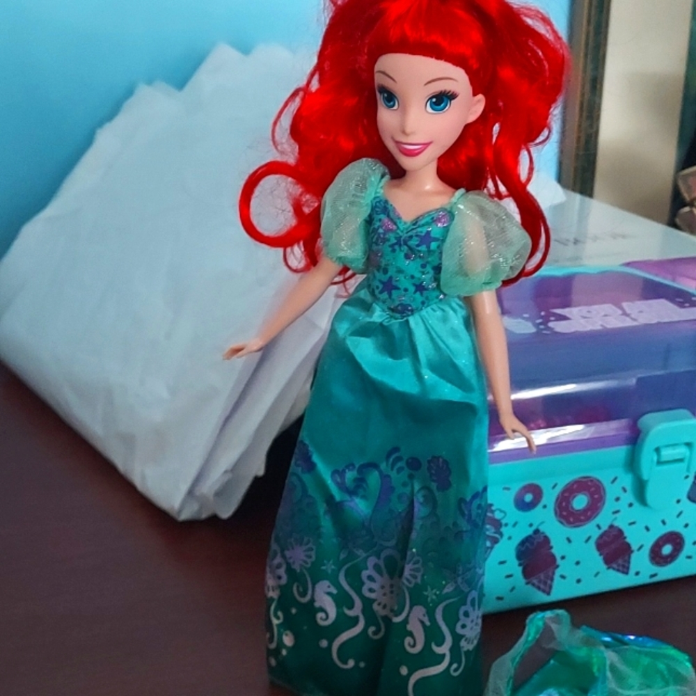 LITTLE MERMAID